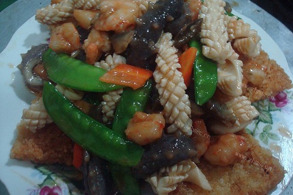 美味三鲜锅巴