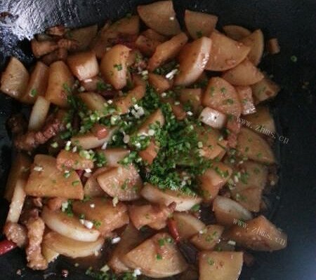 红烧肉炖白萝卜