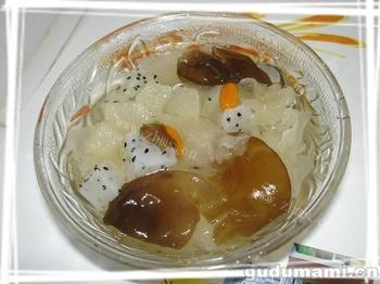 家常火龙果糖水