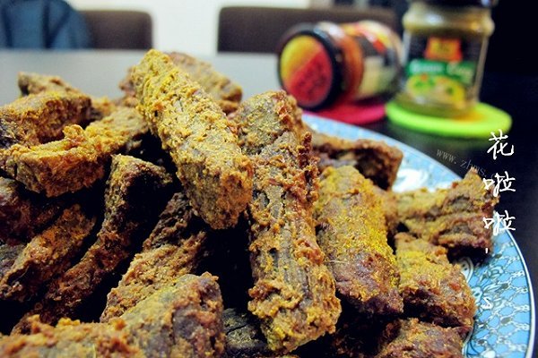 吮指小食-咖喱牛肉干