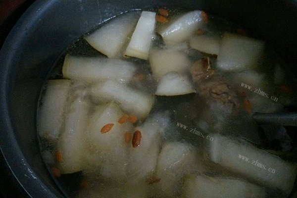 冬瓜薏米排骨汤