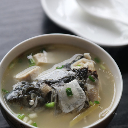 #爱美食#鱼头豆腐汤