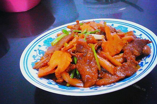 笋炒肉片