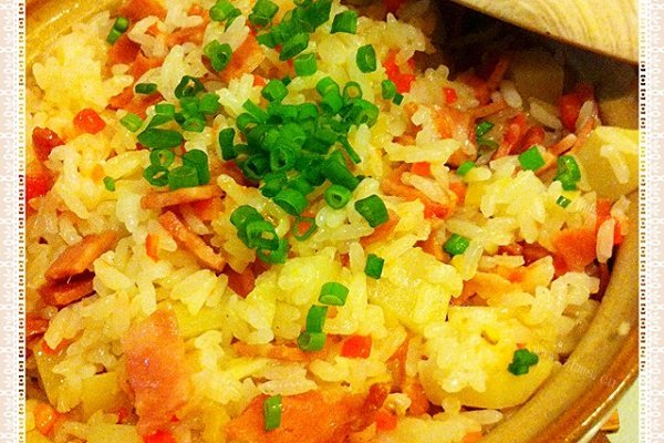 家常土豆培根焖饭