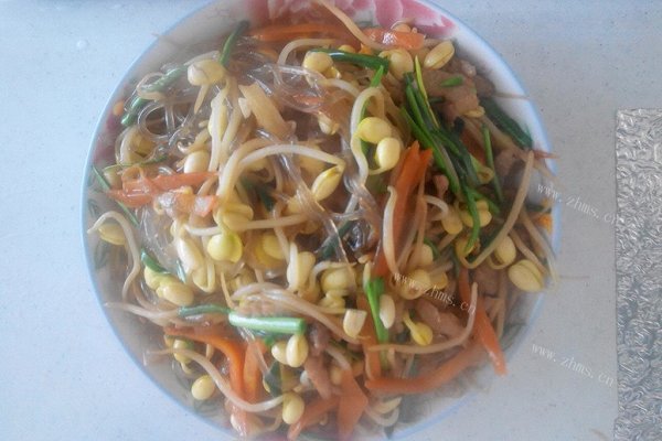 肉丝黄豆芽粉条