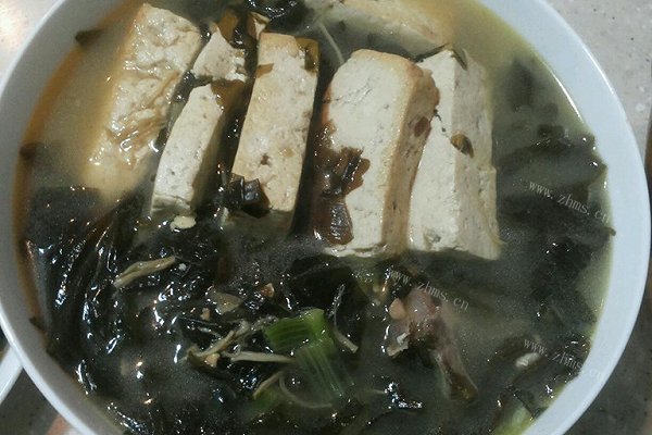 群带豆腐汤