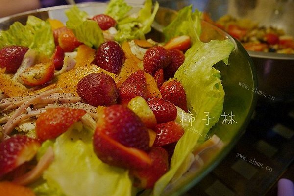 家庭版培根草莓沙拉