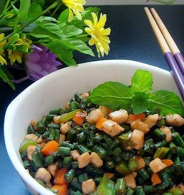 豇豆丁炒肉丁