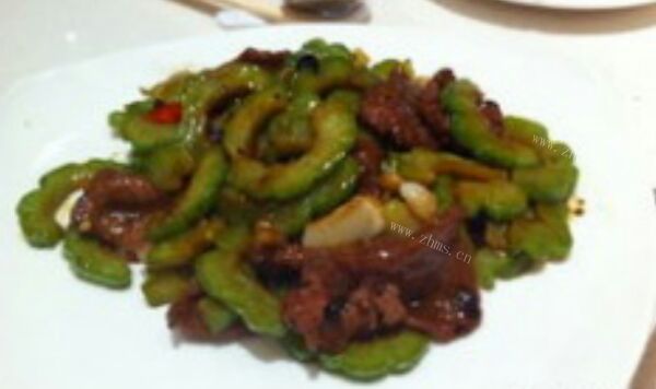 家常凉瓜炒牛肉