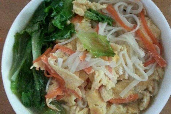 美味胡萝卜鸡蛋面