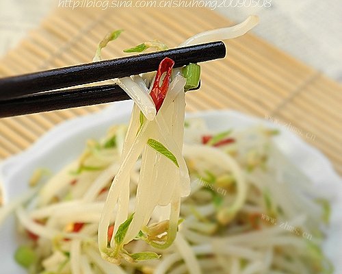 #美食记#凉拌豆芽