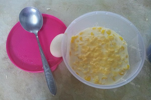 懒人制作奶香芝士玉米粒～（超简单）