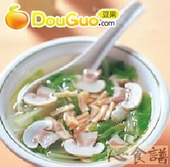 蘑菇干贝汤