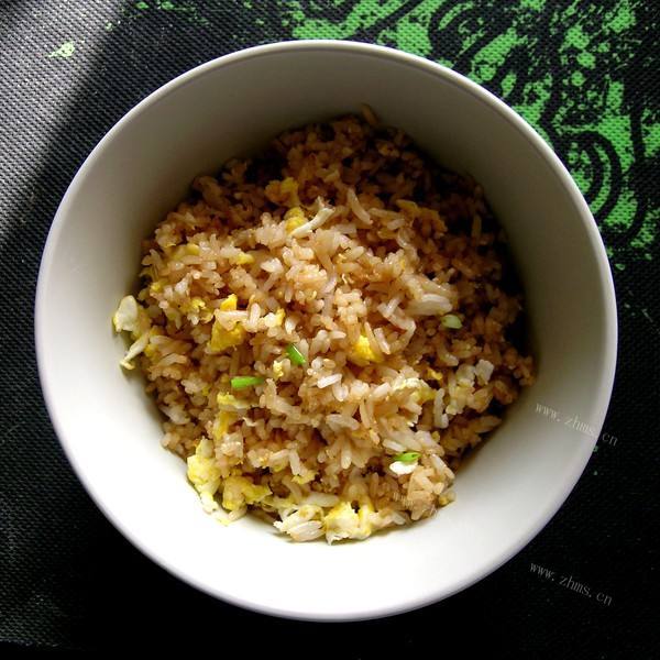 在家做蛋炒饭