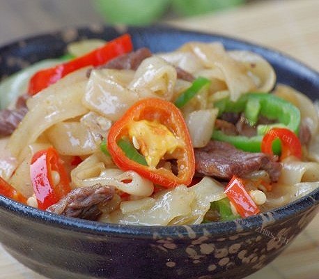 家常干炒牛河
