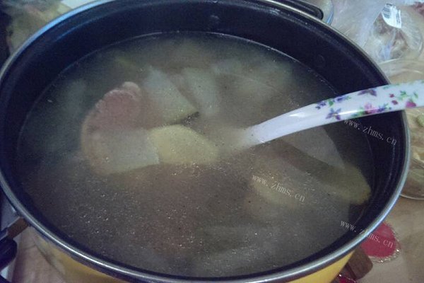 消暑冬瓜薏米瘦肉汤
