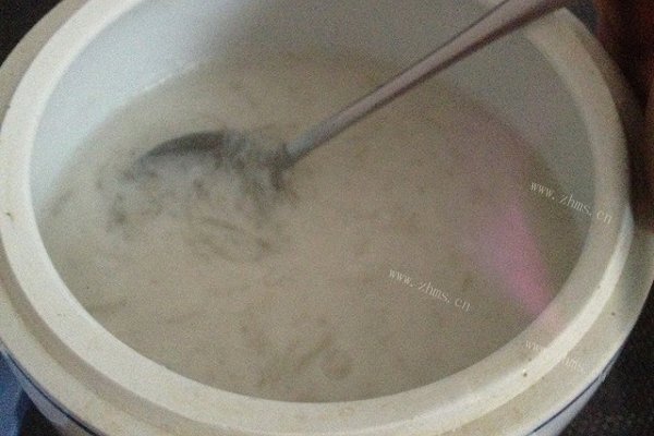 椰汁红枣炖燕窝