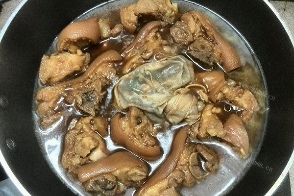 卤水猪手