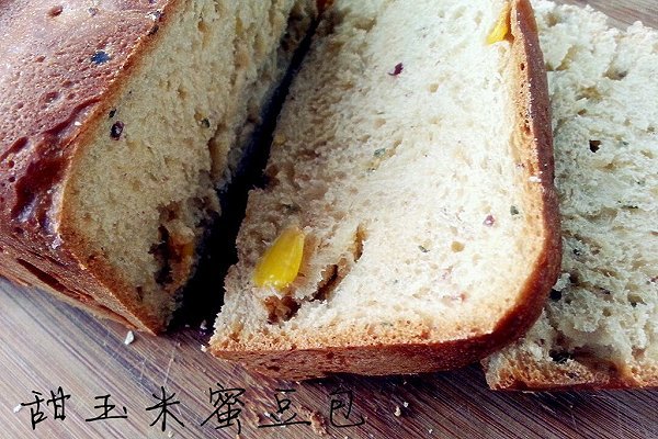 甜玉米蜜豆包