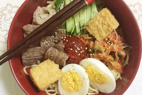 二十分钟牛肉冷面-魔术料理