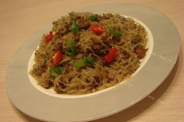 蚂蚁上树