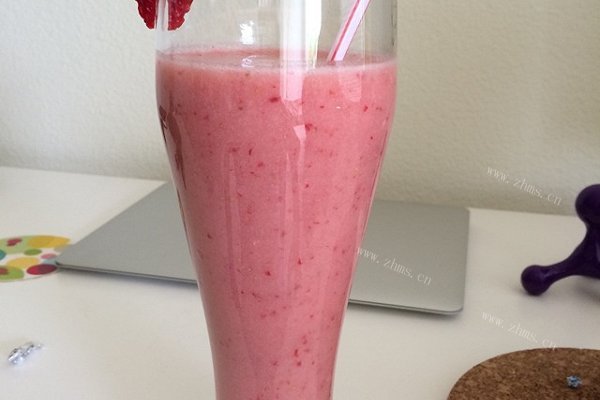 草莓香蕉沙冰Smoothie