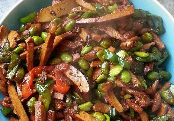 青椒豆干毛豆炒肉丝