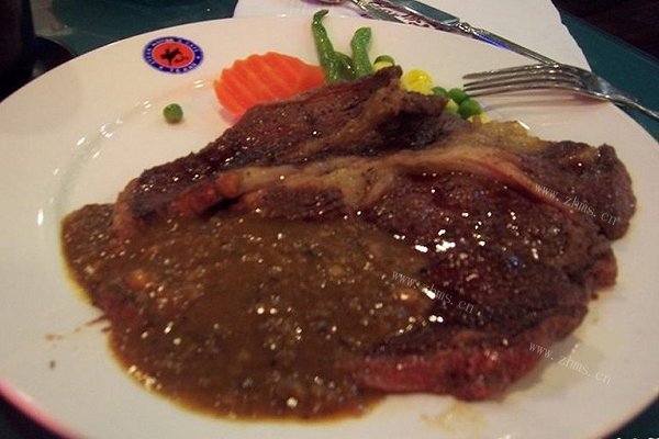美味黑胡椒牛排