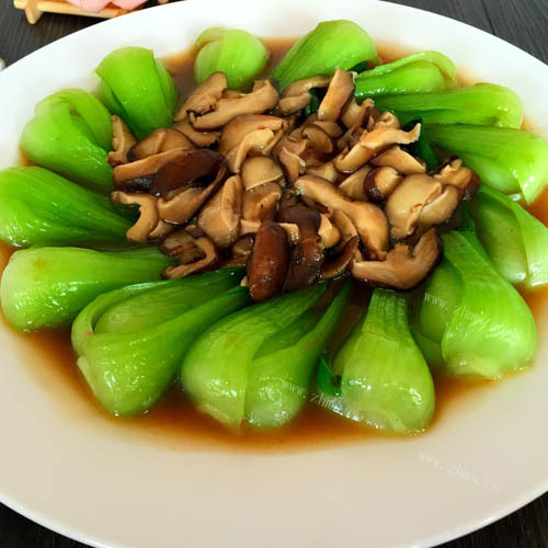 清淡的香菇油菜