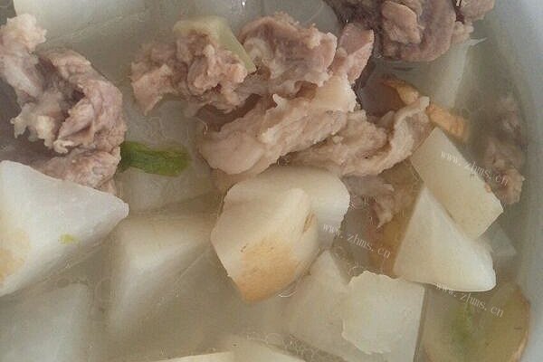 滋补汤品 白萝卜炖羊肉