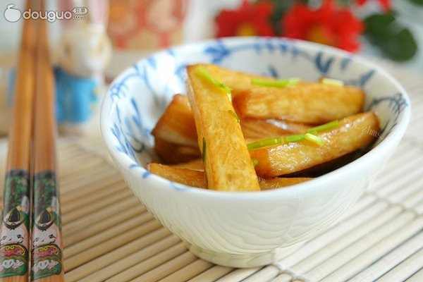 油焖茭白