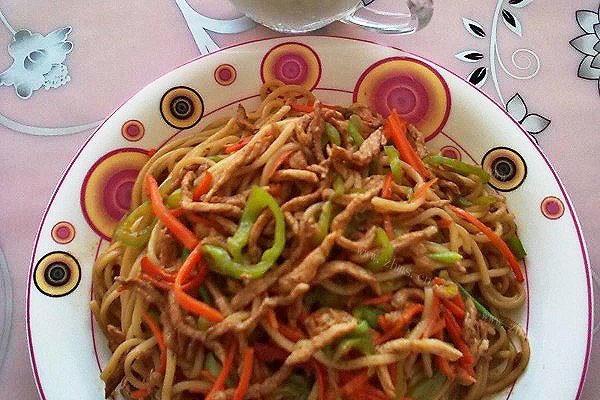 日常早餐之肉丝炒面