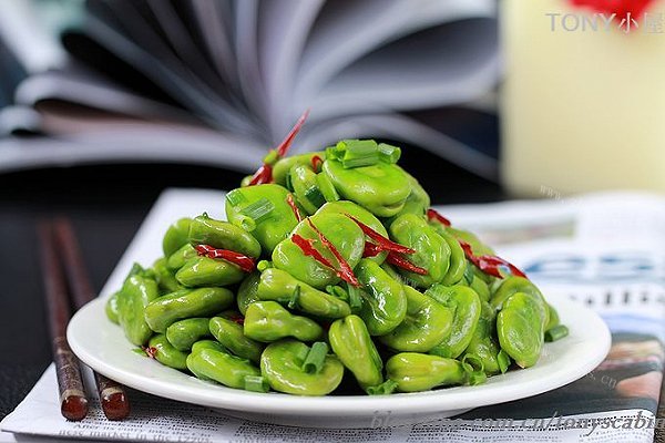 香葱爆蚕豆