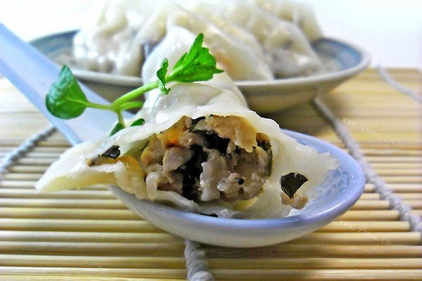 杏鲍菇水饺