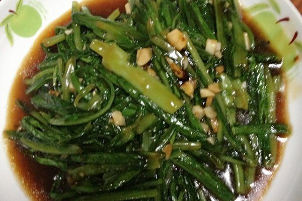 蒜炒油麦菜