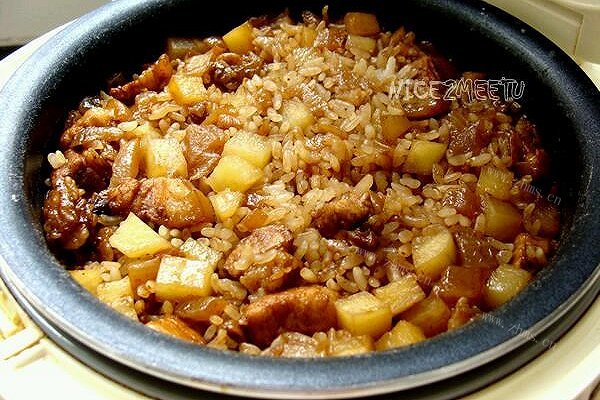 自制红烧肉焖饭