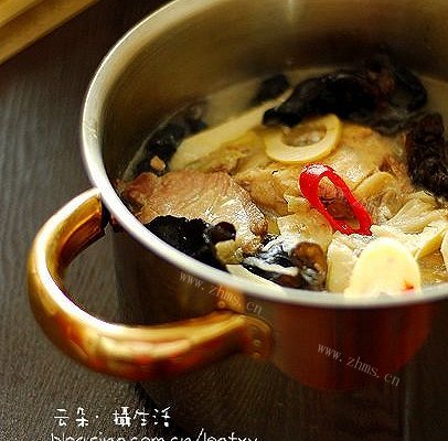 带鱼春笋汤