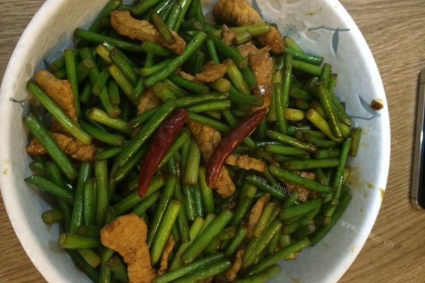 蒜苔炒肉（一看就会）