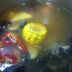 玉米乌鸡汤