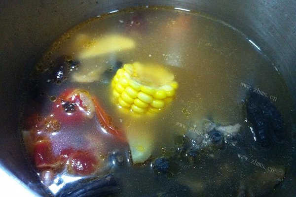 玉米乌鸡汤