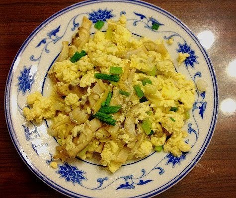 自制海蛏炒鸭蛋