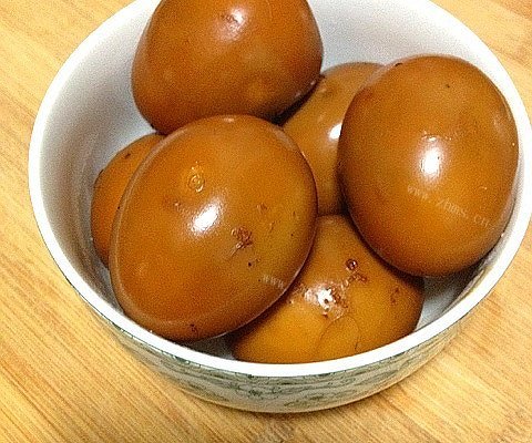 卤蛋