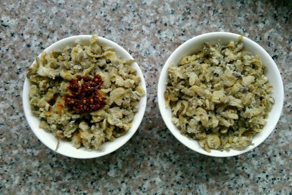 槐花麦饭