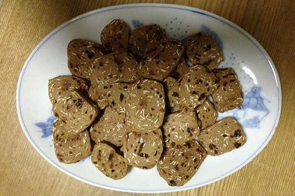 给妈妈做的一一一蜜枣燕麦饼干