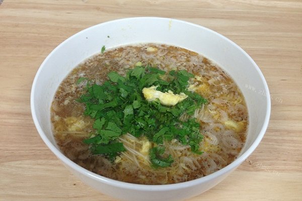 鸡蛋速食清香汤面（图解）