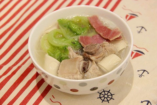 排骨高汤米线