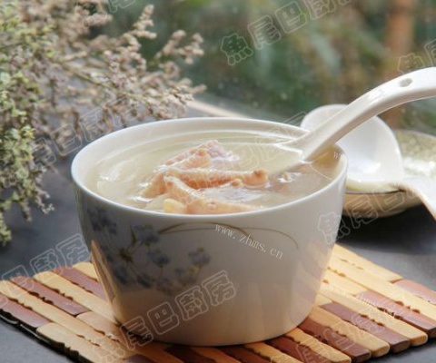 凤爪海螺瘦肉汤