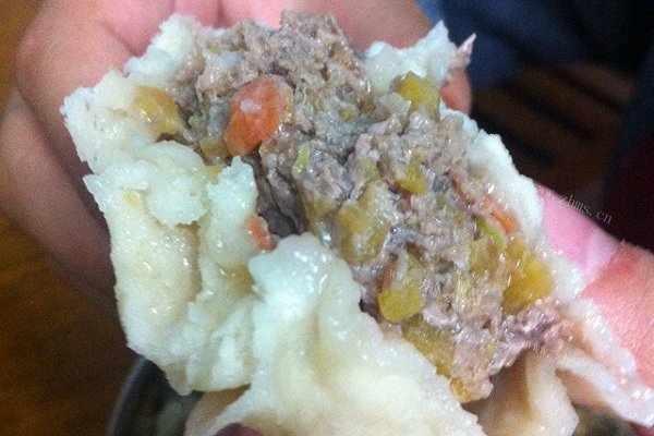 胡萝卜羊肉包