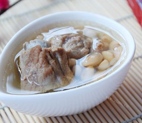 好喝的黄豆排骨汤