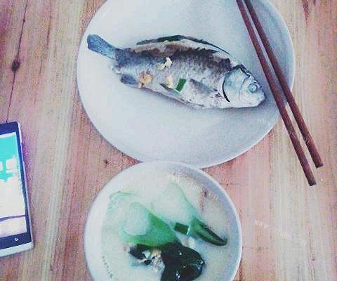漂儿白鲫鱼汤